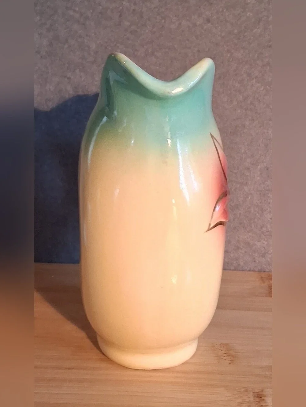 Shawnee Pottery Cream Pitcher 1940's USA #40 Blue With Pink Flowers Gold Trim